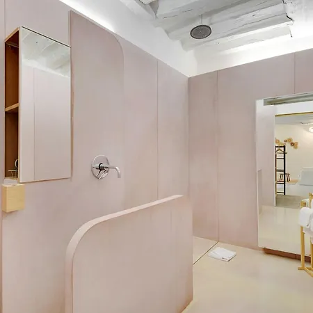 Elegant -2br-4p- Le Marais Paris