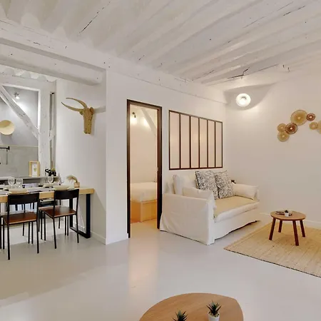Elegant -2br-4p- Le Marais *